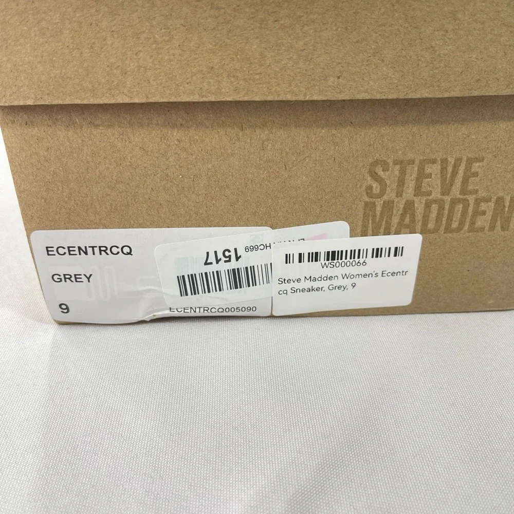 Steve Madden Womens Ecentrcq Slip On Sneaker. Color Gray. Size 9 NEW!!